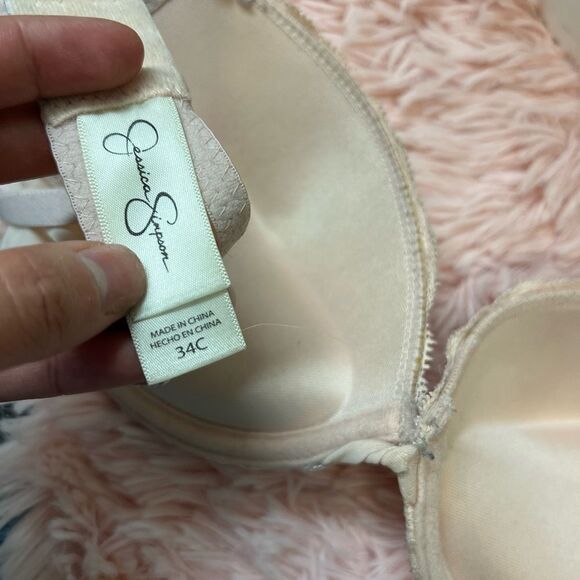 Bra  - Picture 2 of 6